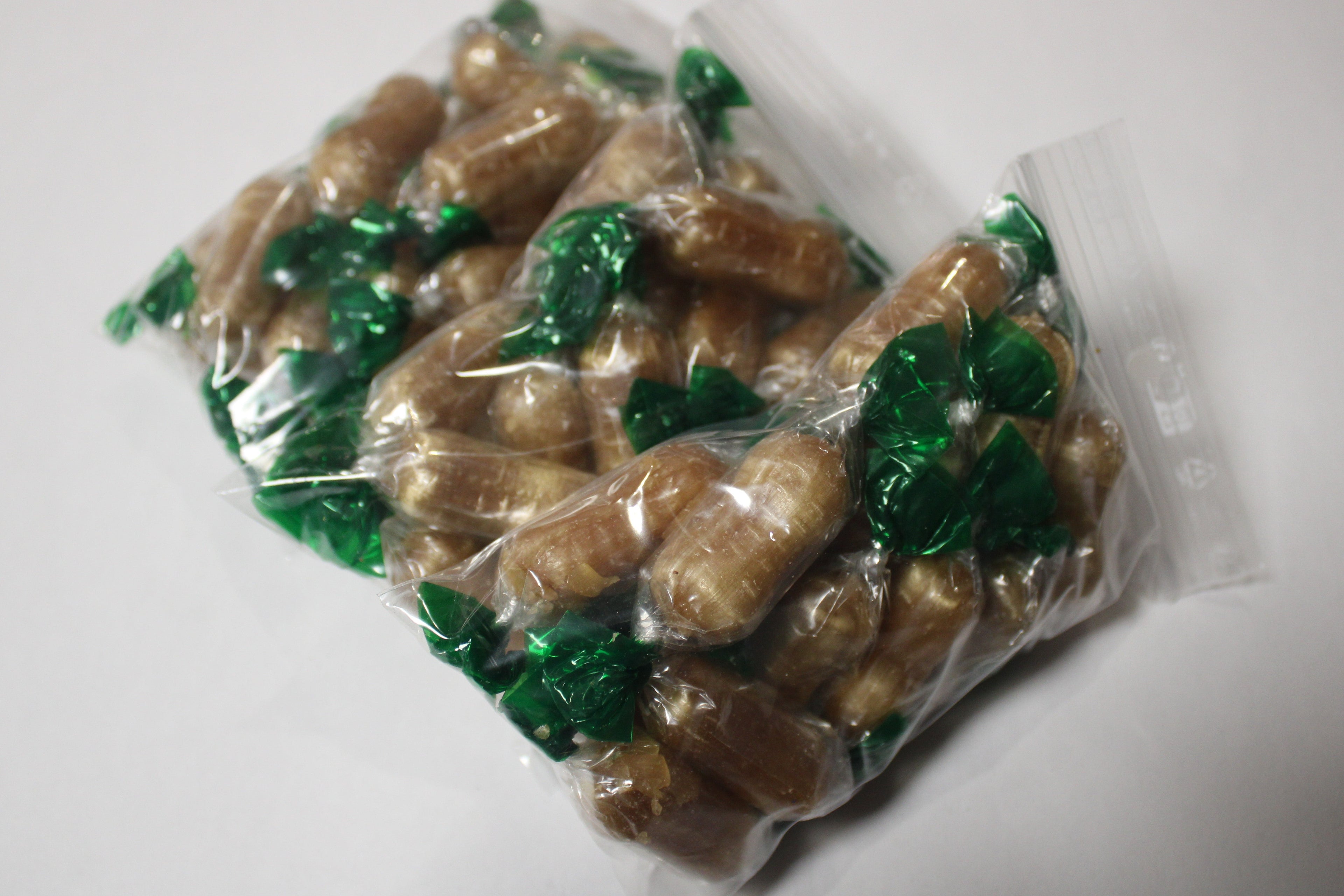 Blätterteig-Erdnüsse 100 g